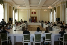 Участники церемонии_ 18 апреля 2013 года