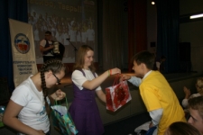 Обмен памятными подарками. Традиции Ярославской команды.