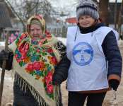 На выборы в сопровождении серебряного волонтера